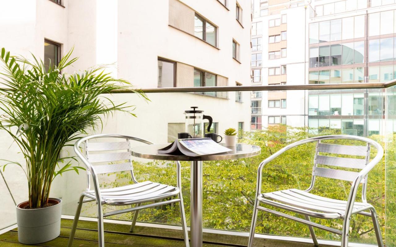 Апартаменты Fabulous 3 Bed 2 Bath Near Victoria Station Лондон Экстерьер фото