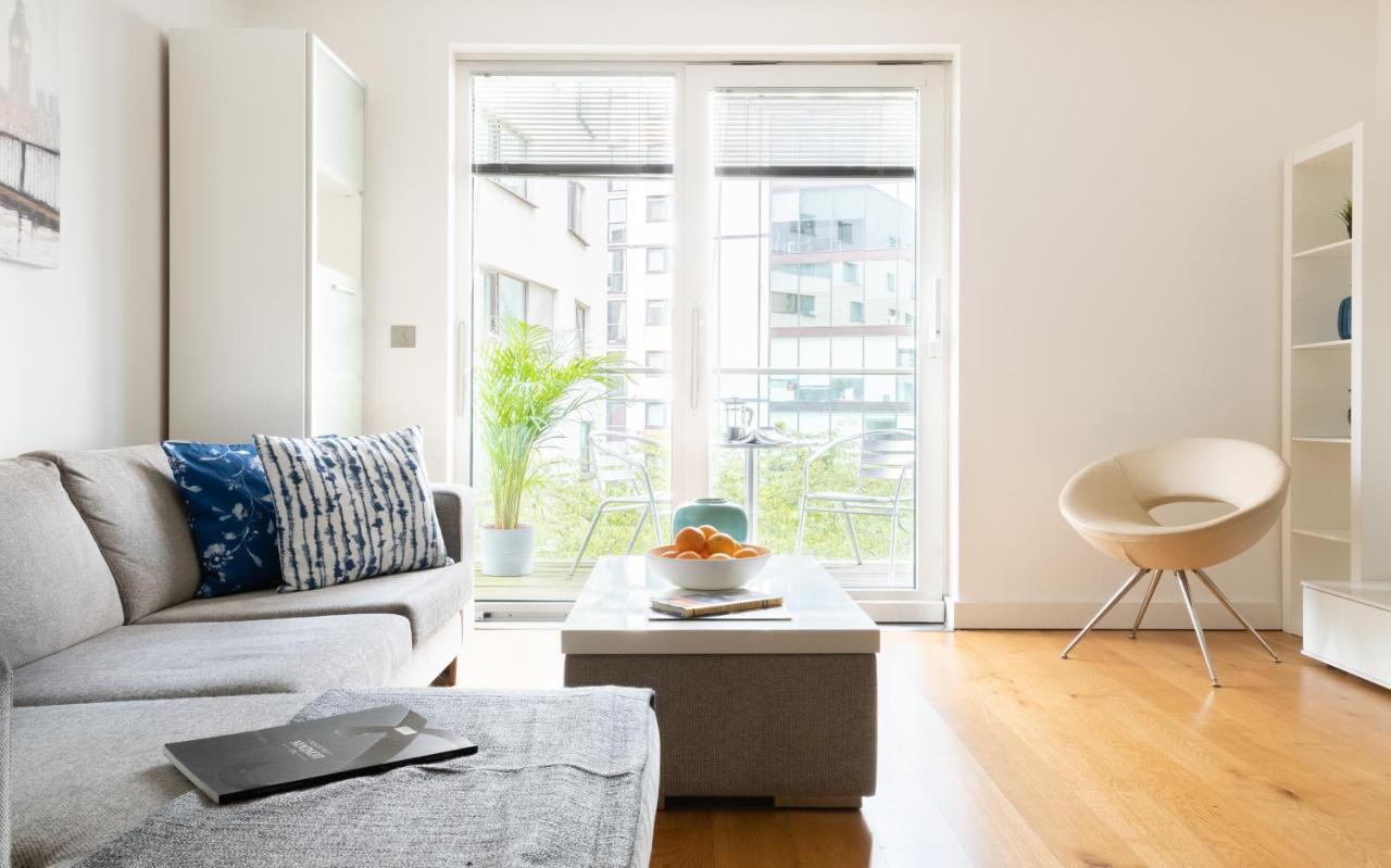 Апартаменты Fabulous 3 Bed 2 Bath Near Victoria Station Лондон Экстерьер фото