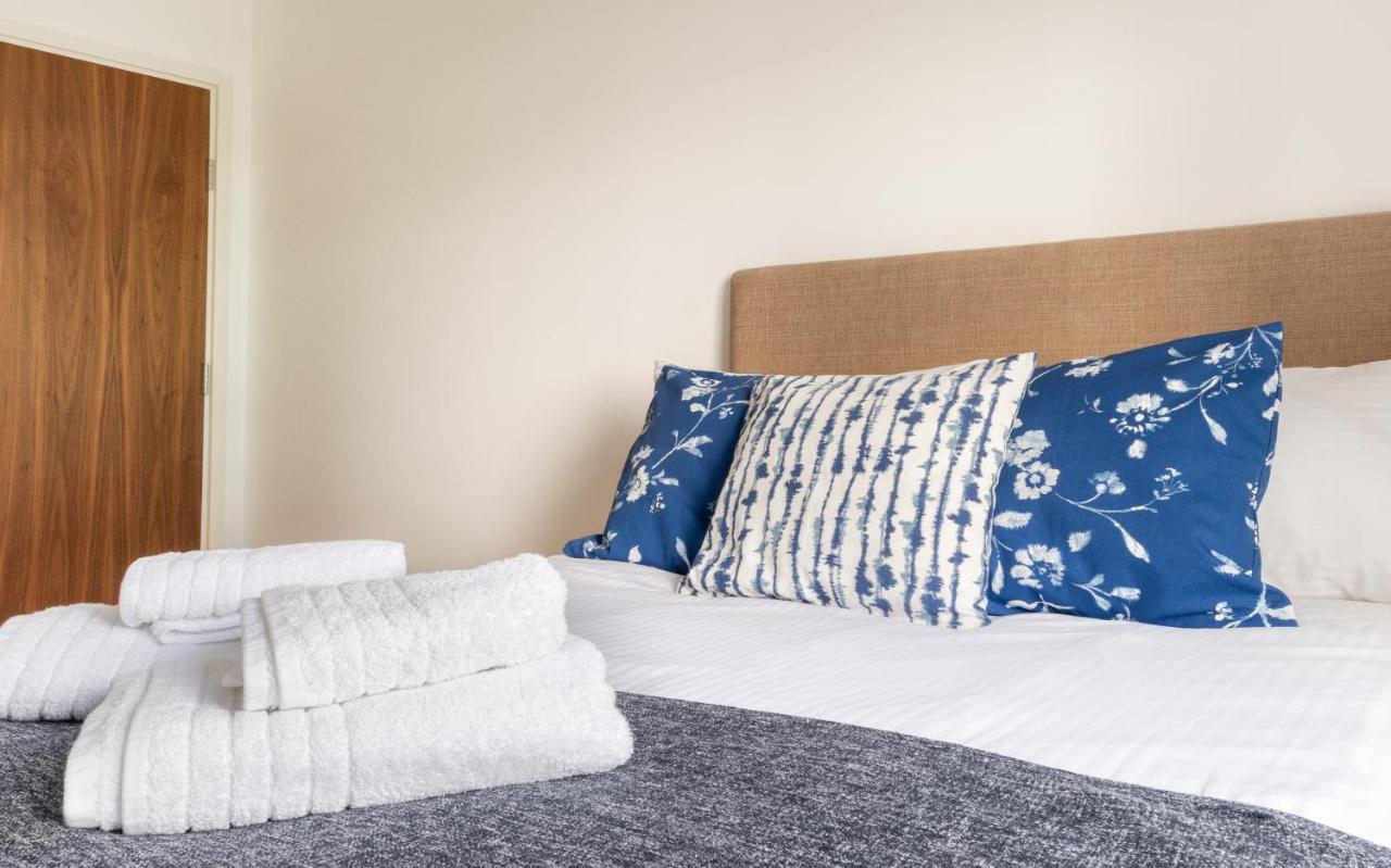 Апартаменты Fabulous 3 Bed 2 Bath Near Victoria Station Лондон Экстерьер фото