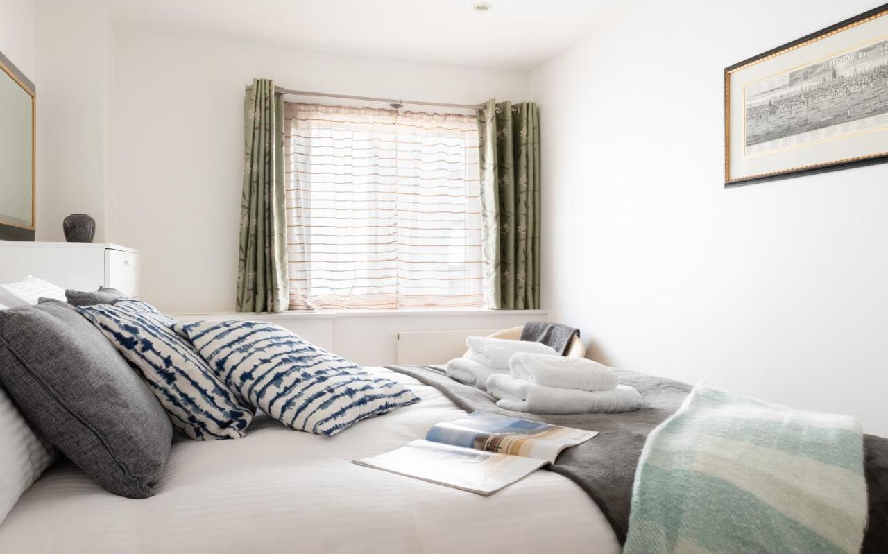 Апартаменты Fabulous 3 Bed 2 Bath Near Victoria Station Лондон Экстерьер фото