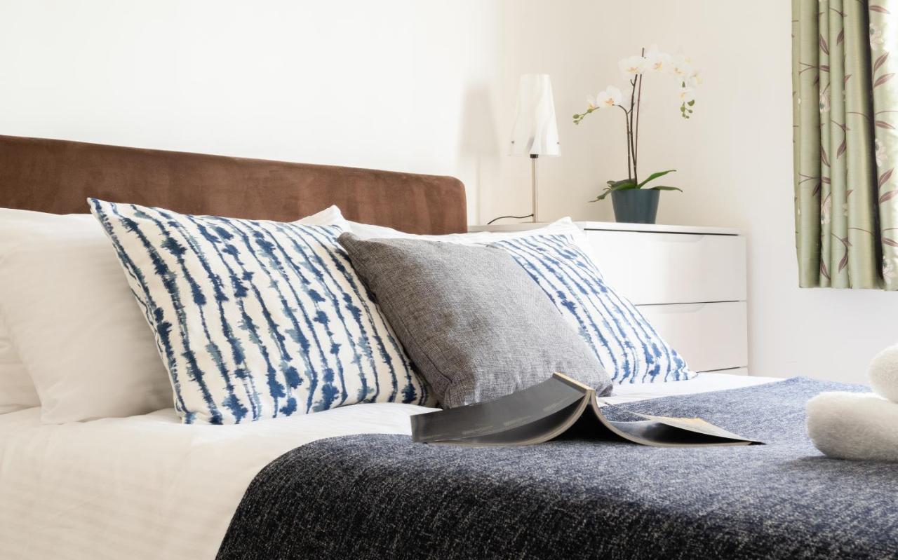 Апартаменты Fabulous 3 Bed 2 Bath Near Victoria Station Лондон Экстерьер фото